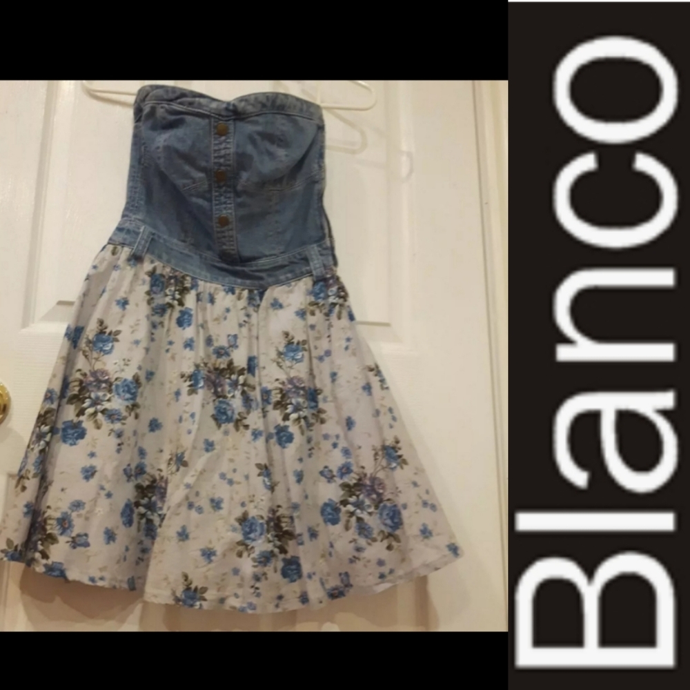 HOST PICK 🌸Blanco vintage Denim floral Dress🌸